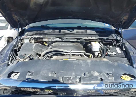 2018 Ram 2500 Tradesman 4X4 6'4 Box из США, поврежденный, VIN 3C6UR5CJ9JG313321